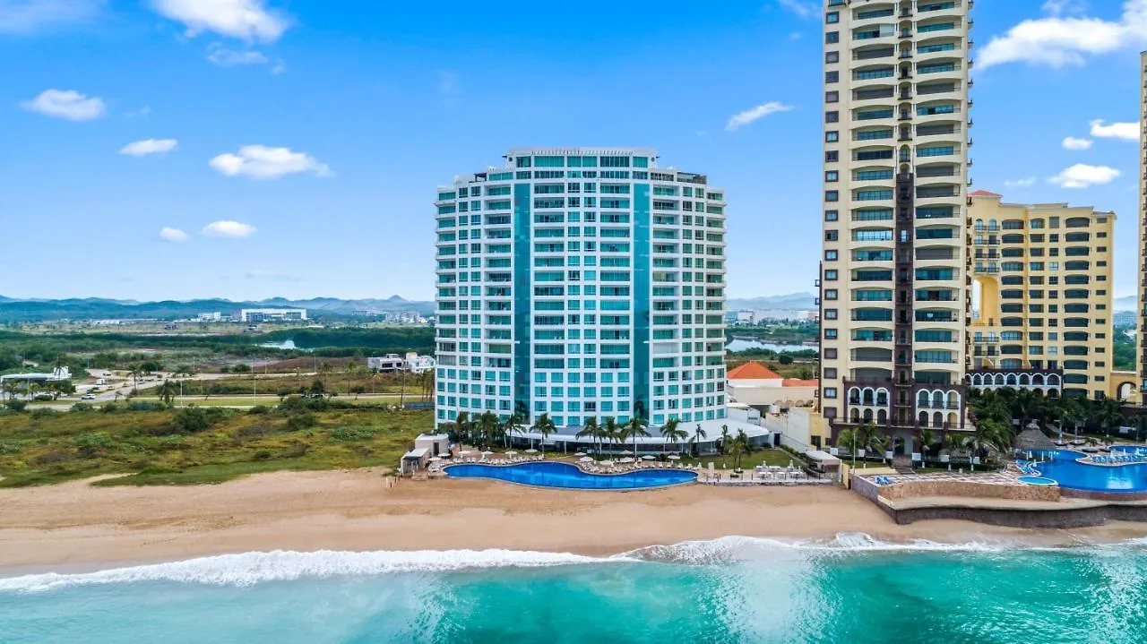 Park Royal Beach Mazatlan Hotel