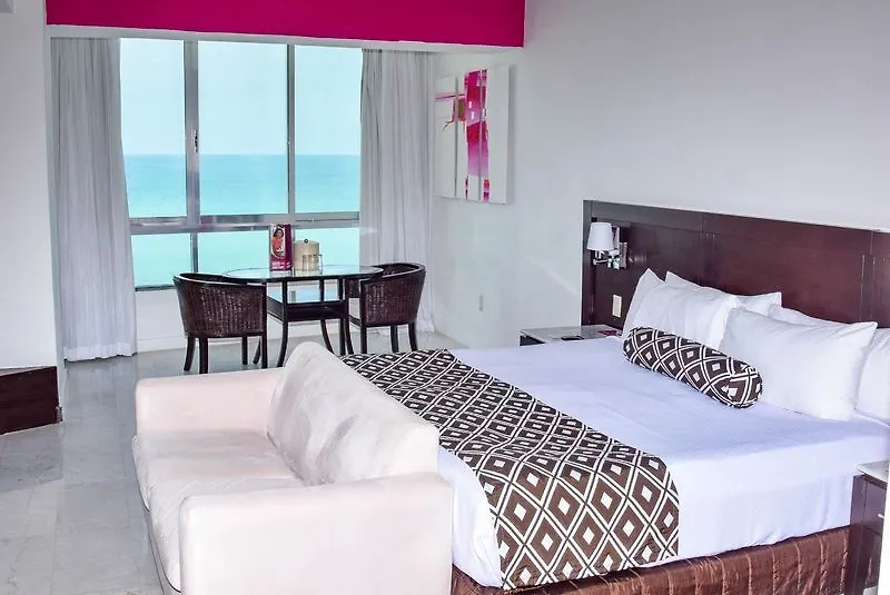 Park Royal Beach Mazatlan